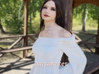 Anyafoster