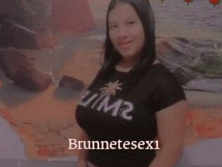 Brunnetesex1