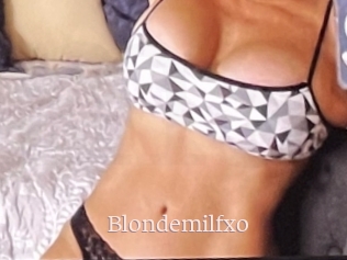 Blondemilfxo