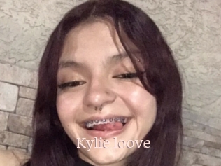 Kylie_loove