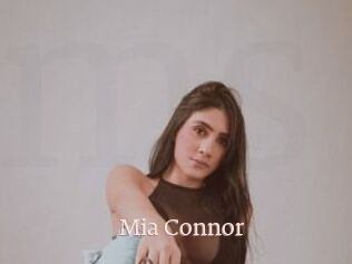 Mia_Connor