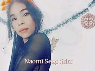 Naomi_Sexggirlts