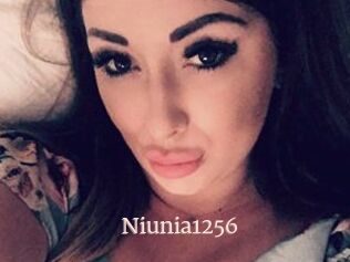 Niunia1256