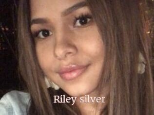 Riley_silver