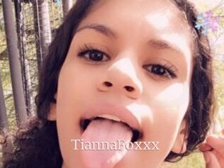 TiannaFoxxx